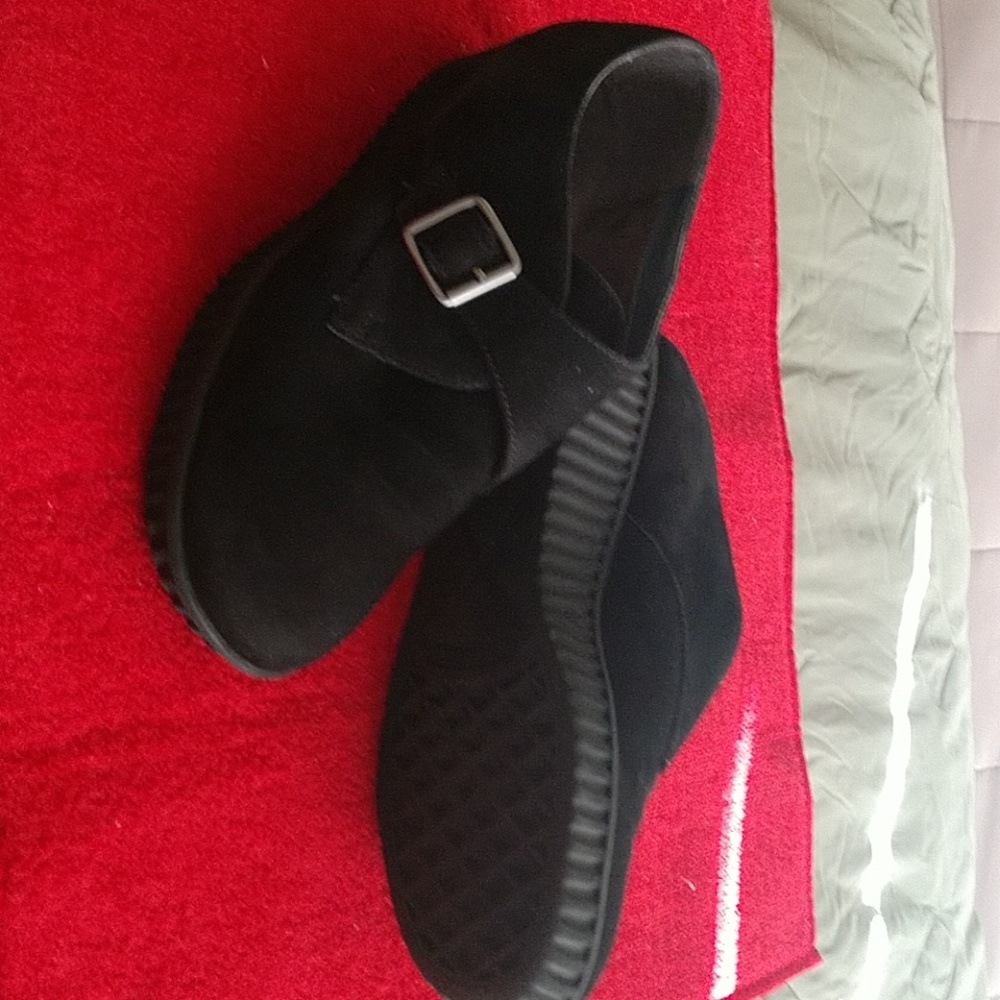 Women's Shoes